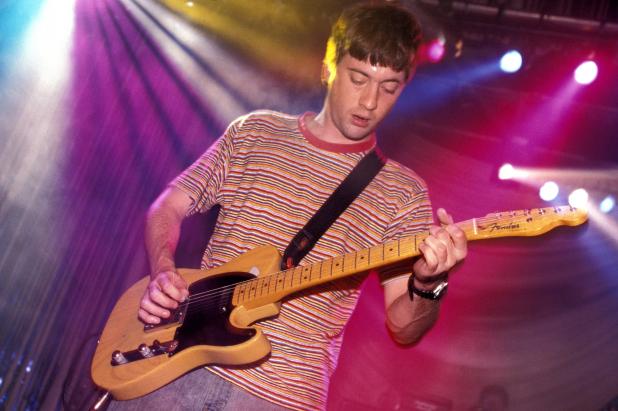 The Cultural Significance of Blur: Reflecting Society Through Music and Lyrics 3 - Kanye West Shop 01HXE8K85GK2C525XTNWPT9SYT - Kanye West Shop