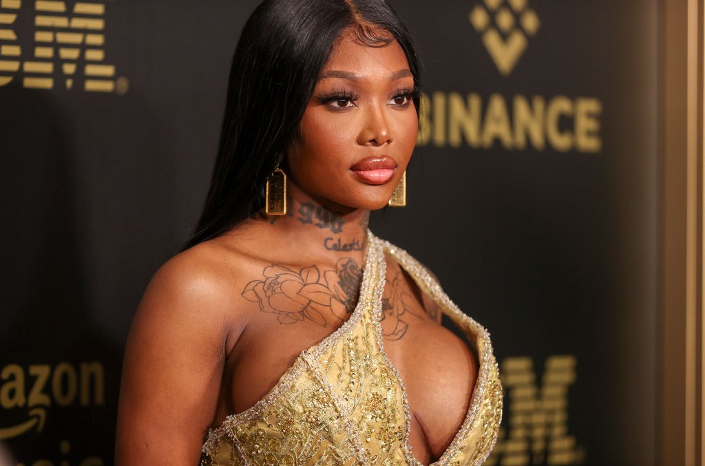 Summer Walkers Most Soul-Stirring Lyrics and Their Deeper Meaning 7 - Kanye West Shop Summer Walker recording academy honors billboard 1548 - Kanye West Shop