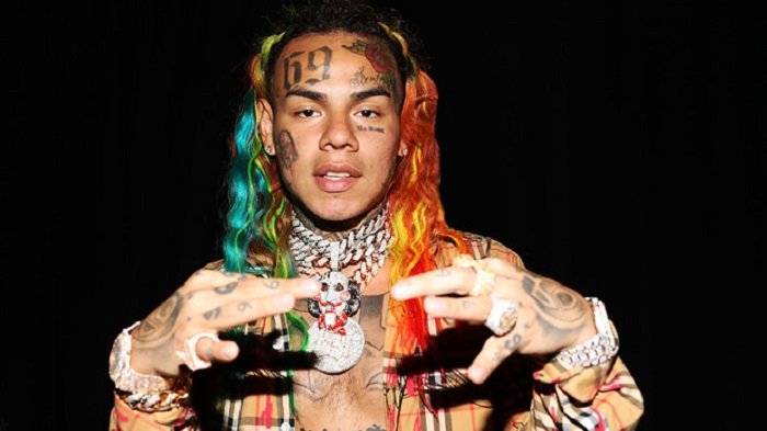 Whats Next for 6ix9ine? A Look at His Future in Music 4 - Kanye West Shop rapper 6ix9ine bi bat 2 1607342 - Kanye West Shop