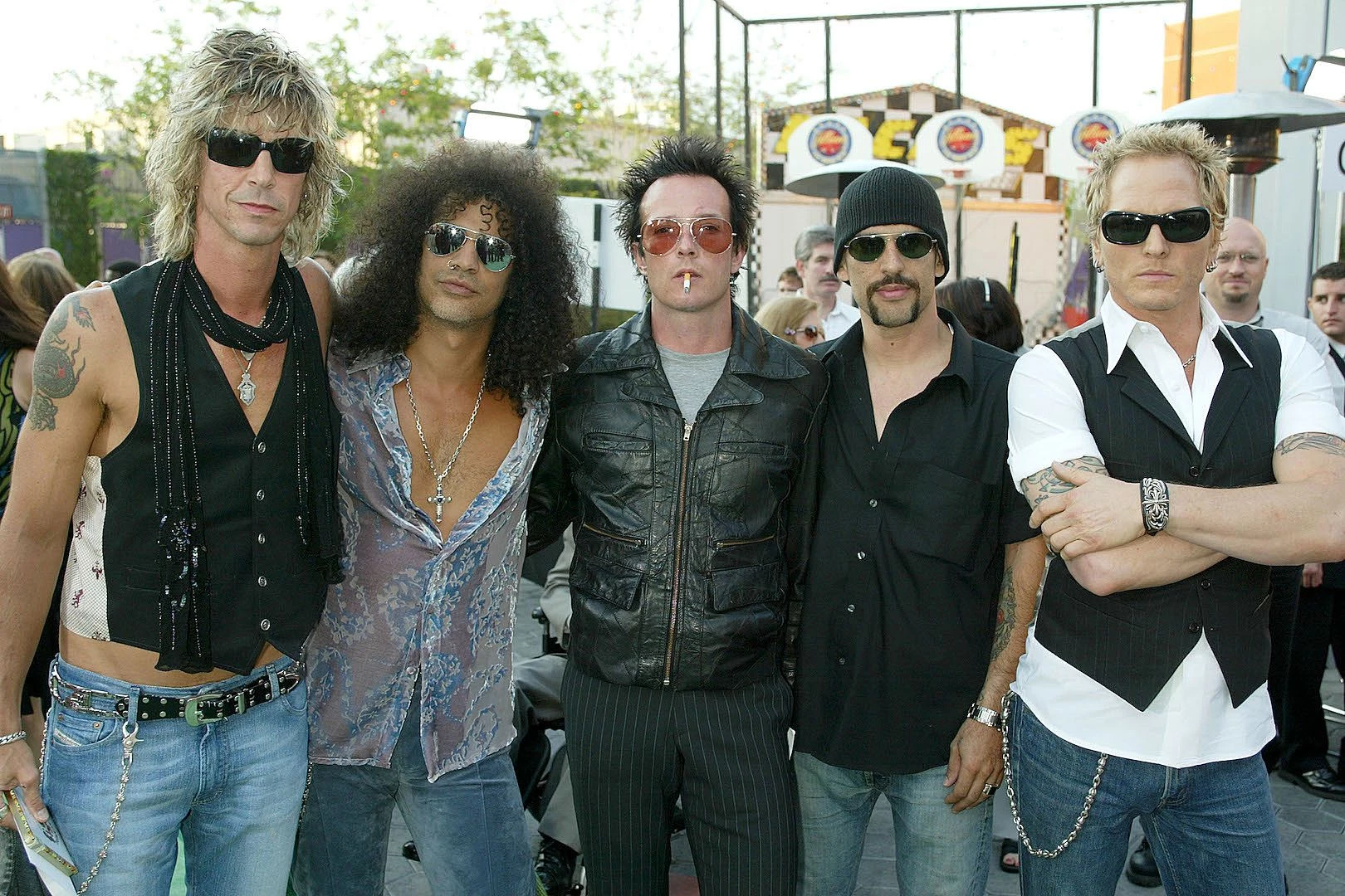 Relive the rise and fall of Velvet Revolver, a band that burned bright but faded too soon. 4 - Kanye West Shop attachment velvet revolver - Kanye West Shop