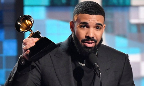 drake2019grammys 1549859062 3449 1549859687 - Kanye West Shop