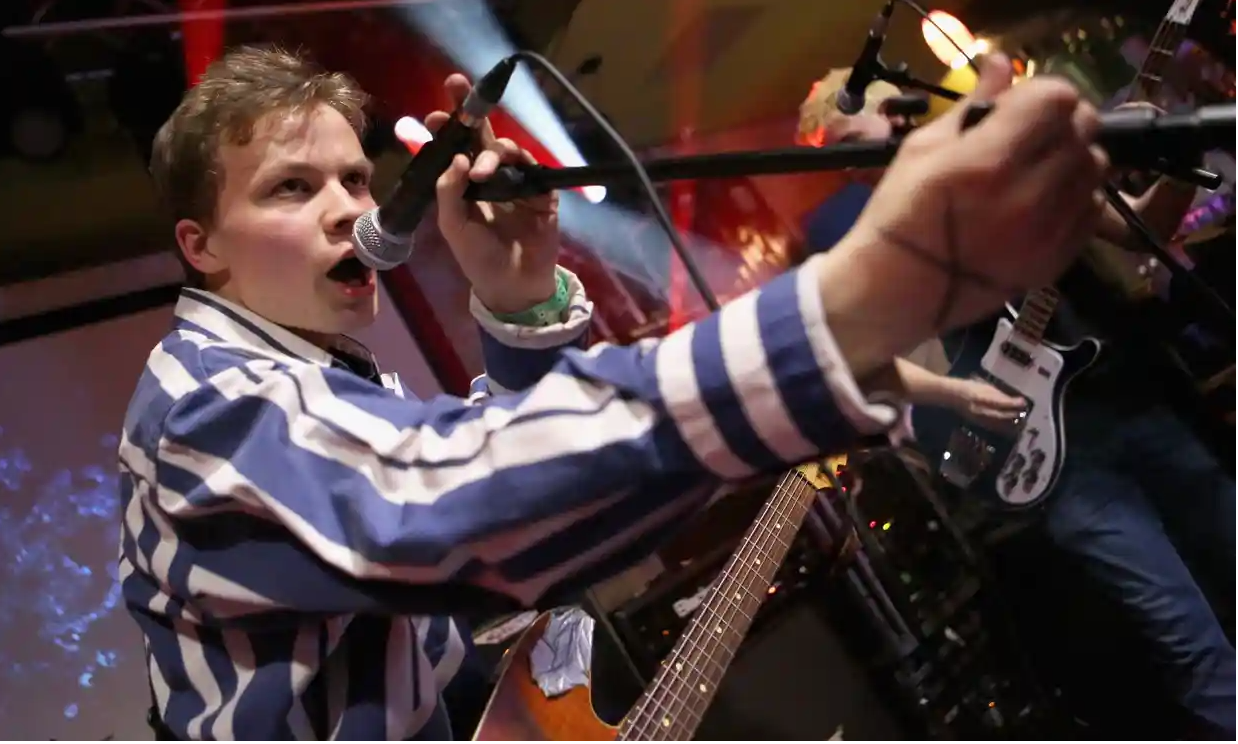 Geordie Greep Merch Store: Stylish Finds for Every Music Fan 2 - Kanye West Shop greep - Kanye West Shop