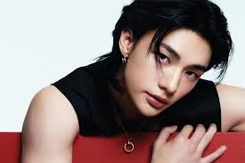 images 5 - Kanye West Shop